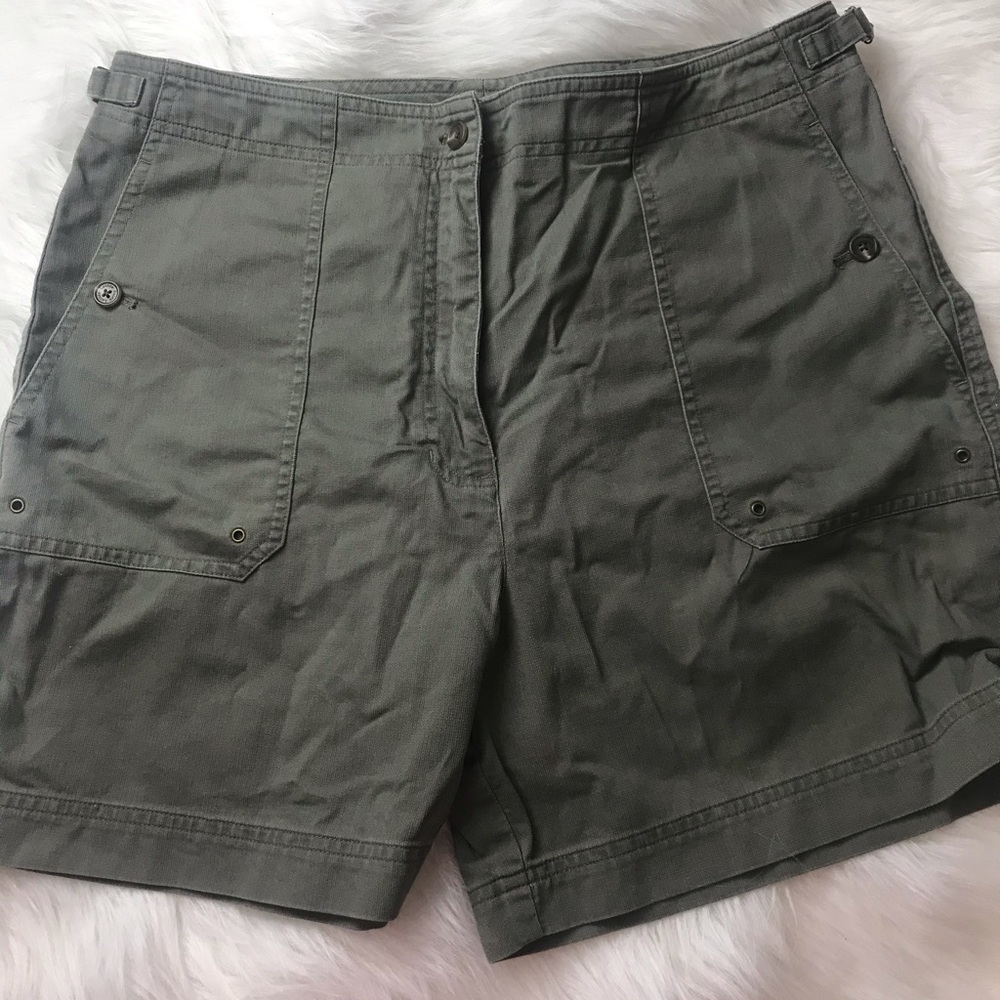 LAUREN BY RALPH LAUREN SHORTS SZ 12